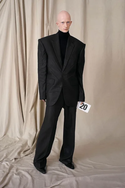 Look 20